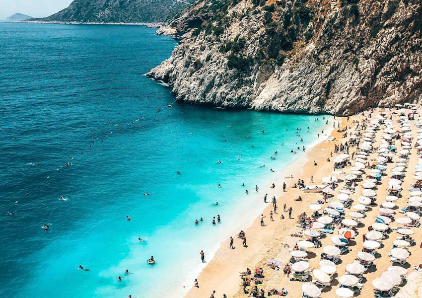 Kaş Plajları 2025: Antalya Kaş'ta Denize Girmek İçin En İyi Yerler