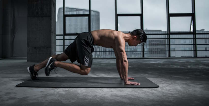 Acaba spor salonuna gitmeden kas yapılır mı?