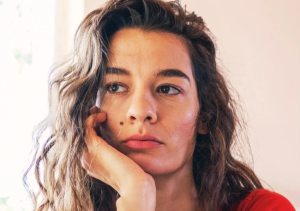 Kova Burcu Kadını Kırılırsa İlişkinizi Nasıl Kurtarırsınız?