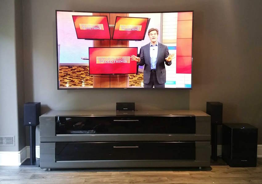 Salonda TV yüksekliği ne kadar olmalı? Duvara monte TV yerden yüksekliği Salonda TV yüksekliği ne kadar olmalı? Duvara monte TV yerden yüksekliği